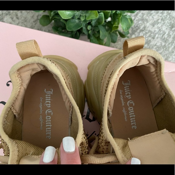Juicy Couture Adana Sneakers - Picture 4 of 9